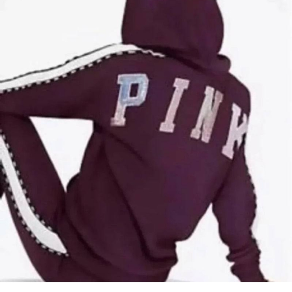 Victoria Secret IN SEARCH OF